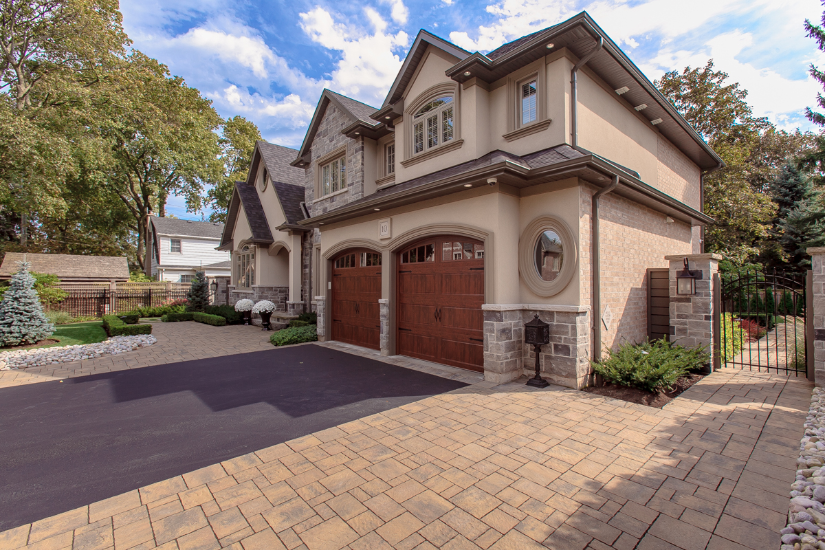 10 Parker Drive, Ancaster